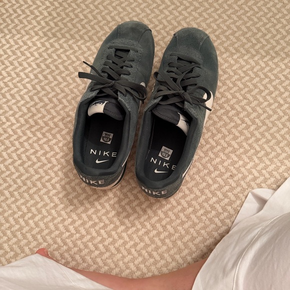 Nike
Cortez "Vintage Green" sneakers - Picture 6 of 7